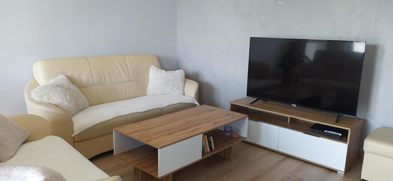 Apartament Z Widokiem Piła Exterior foto